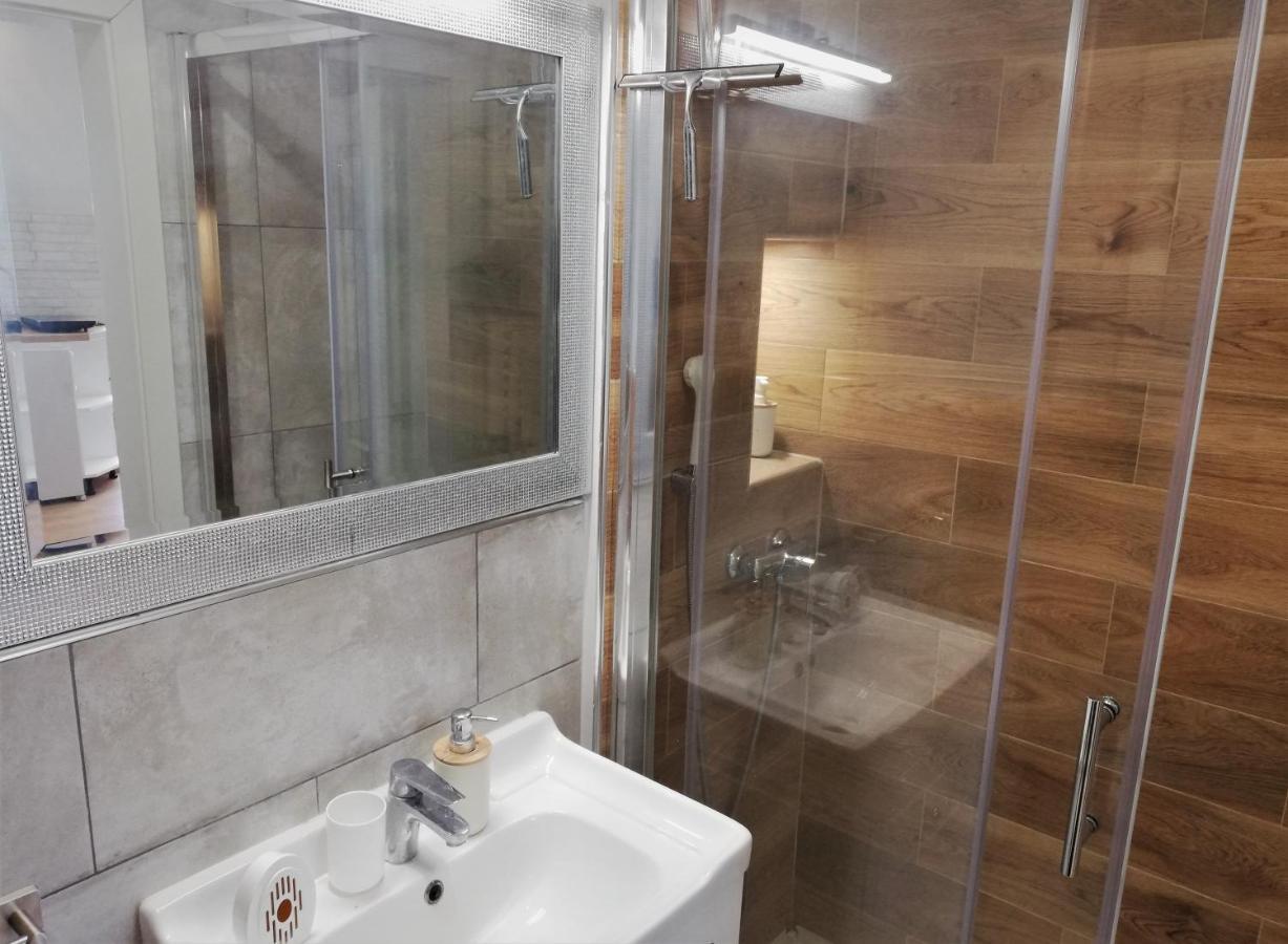 Angela Studio Apartments Загреб Екстер'єр фото